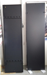 Bok rackové skříně RS4268GD